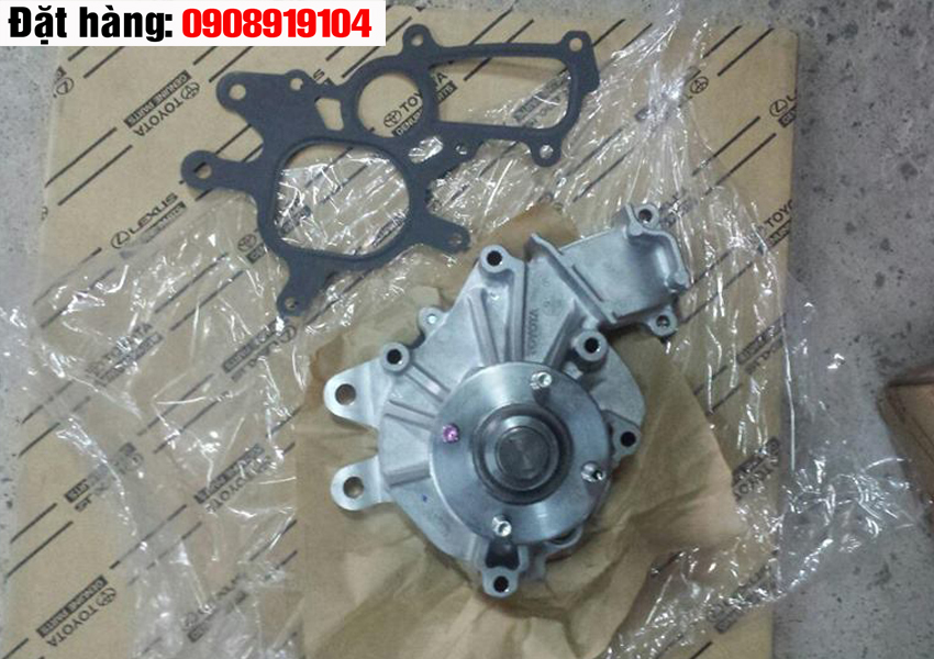 Bơm nước fortuner