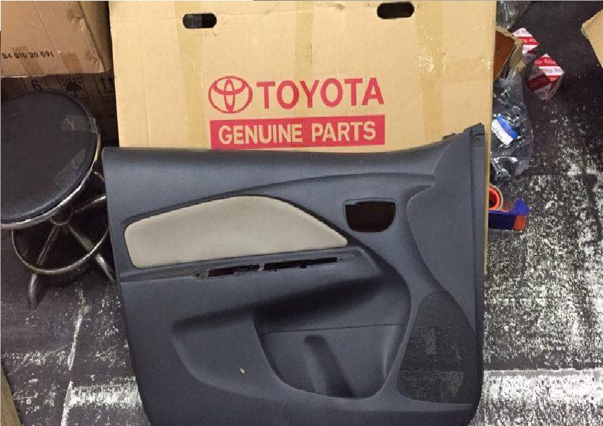 Tappi cửa Vios